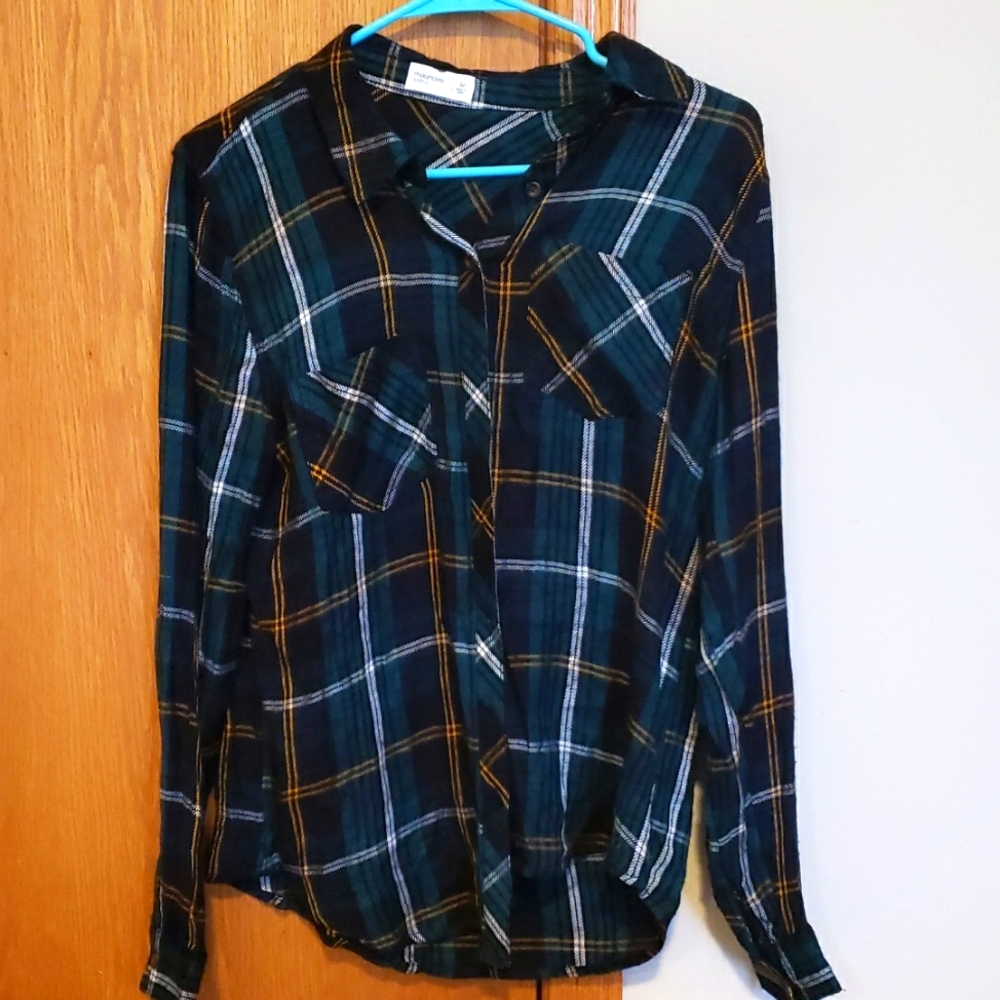 Maurices Green and Black Flannel